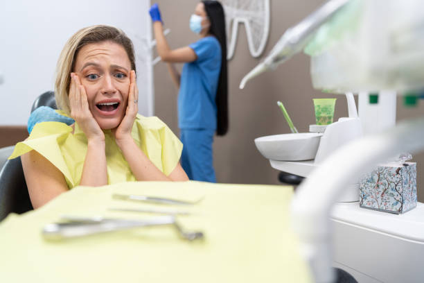 Best Emergency Dentist for Knocked-Out Tooth in Sigourney, IA